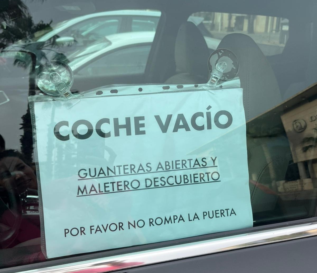 cartel coche Alboraya robo