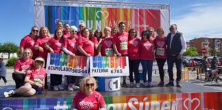 el-alcalde-sagredo-el-teniente-alcalde-de-deportes-jose-manuel-mora-junto-a-la-presidenta-y-representantes-de-la-junta-local-del-cancer-de-paterna