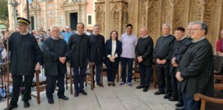 El pentacampeón mundial Viswanathan Anand deja una huella imborrable en su visita a Valencia por el 550 aniversario del ajedrez moderno