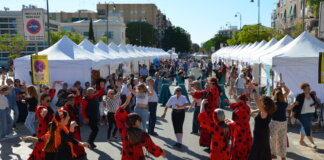 exhibicion-de-flamenco-durante-la-fira-dassociacions-en-quart-de-poblet