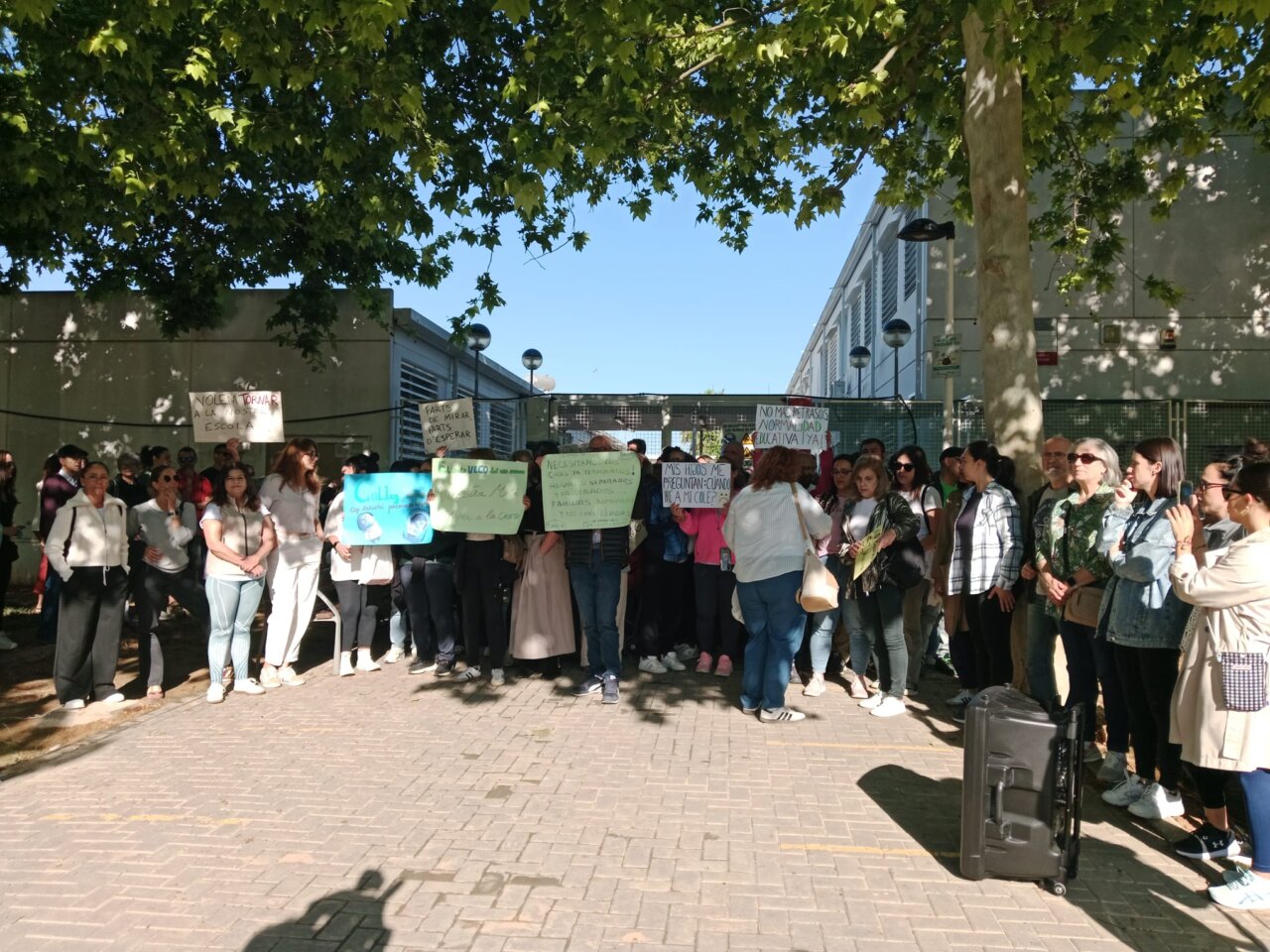 Las familias del alumnado del CEIP Vil·la Romana de Catarroja