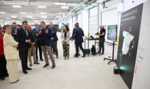 La empresa de satélites SAR Iceye abre un centro de investigación, desarrollo y fabricación en Paterna