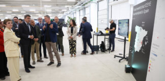 La empresa de satélites SAR Iceye abre un centro de investigación, desarrollo y fabricación en Paterna