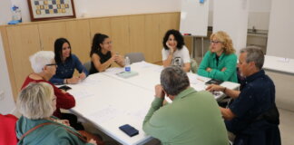 la-alcaldesa-cristina-mora-en-la-reunion-con-la-junta-directiva-municipal-de-personas-mayores-de-quart-de-poblet