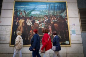 Museo del Prado en las calles de municipios afectados por la DANA