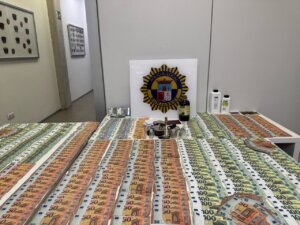 policia-local-burjassot-papel-timo-billetes-falsificados