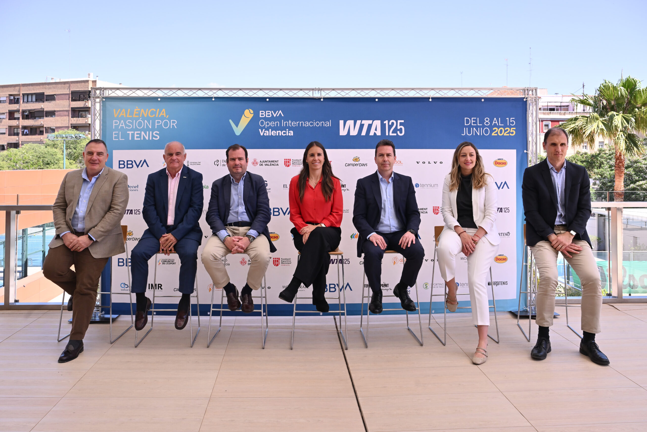 Presentación del BBVA Open Internacional en Valencia con varios ponentes