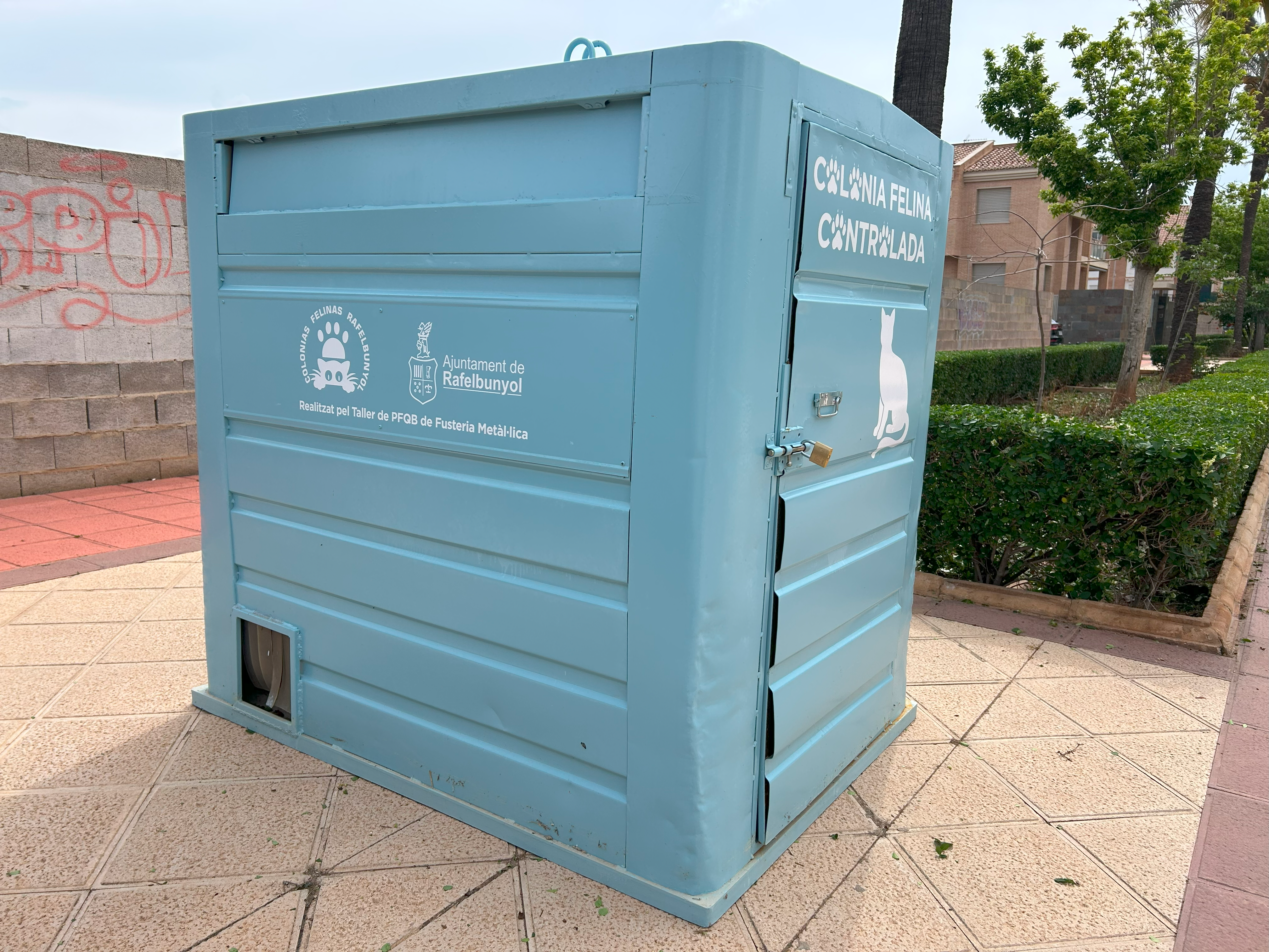 punto de alimentación colonia felina Rafelbunyol