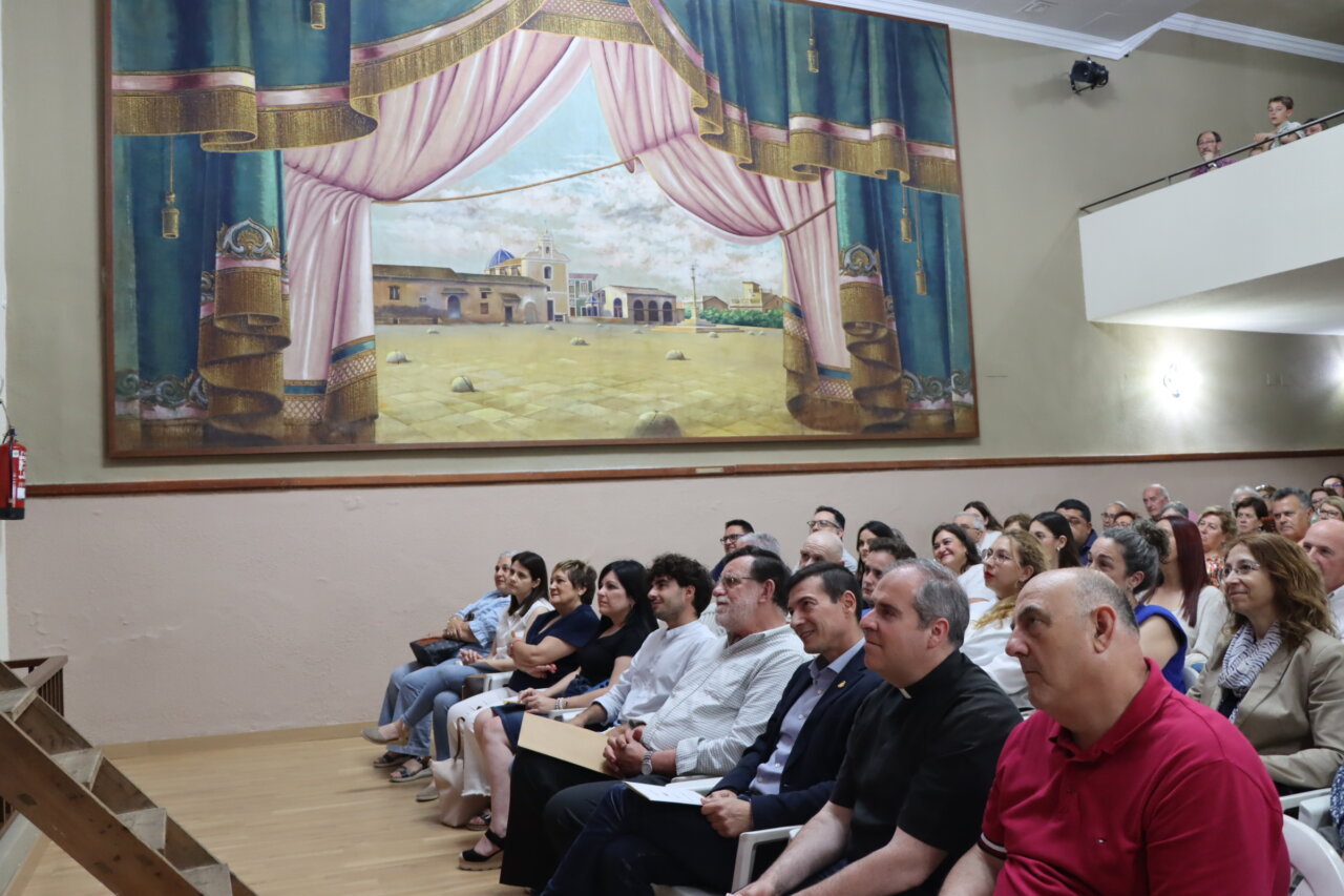 restauracion-del-telon-del-circulo-catolico-san-roque-de-burjassot