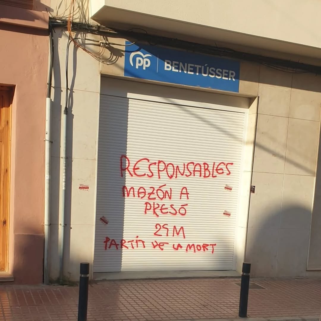 pintada sede PP Benetússer