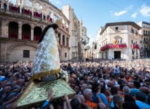 La Caminata de la Mare de Déu dels Desemparats saldrá de Paterna el domingo 10 a las 03:00 horas Traslado Mare de Déu, Virgen de los Desamparados València, fiesta patronal València, Missa d’Infants, Procesión General