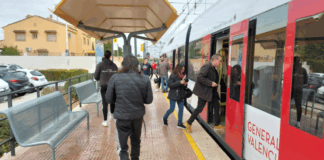 viajeros-metrovalencia-foto