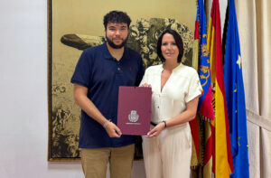 Representantes del Ayuntamiento de Moncada presentan el presupuesto municipal de 2025