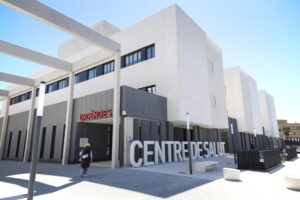 Fachada del nuevo punto de urgencias en Campanar, Valencia.