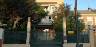 Fachada del Centre Ocupacional Isabel de Villena en València