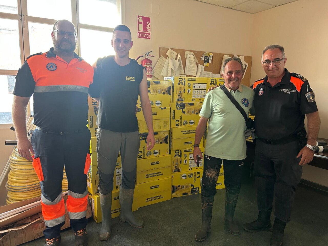 L'Horta Sud envía un lote de máquinas hidrolimpiadoras a los pueblos de Aragón afectados por las inundaciones