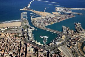 Vista aérea del puerto de Valencia y sus alrededores