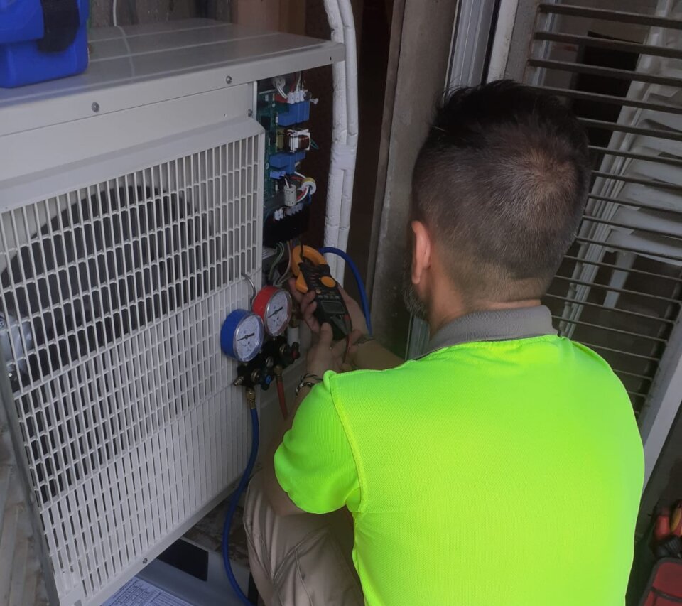 renovacion-equipos-de-climatizacion-centro-de-mayores-alaquas