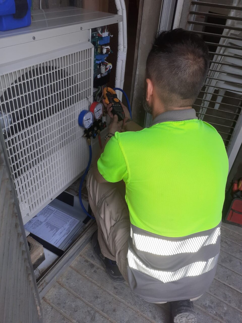 renovacion-equipos-de-climatizacion-centro-de-mayores-alaquas