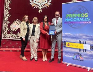 Silla recibe el Premio Nacional de Comercio Interior por su apuesta por la sostenibilidad y el apoyo al comercio loca