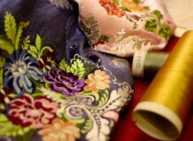 Les falleres majors 2026 i les seues corts d’honor de València ja tenen indumentaristes tela traje fallera