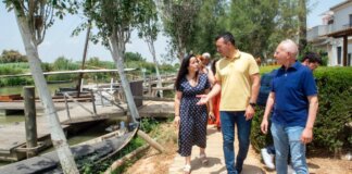 Visita al Port de Catarroja de Lorena Silvent y Vicent Mompó