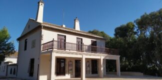 Vista exterior de la Casa Forestal de la Devesa en Valencia