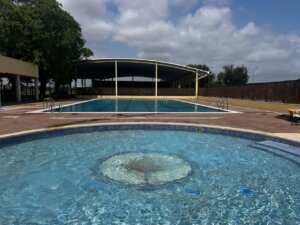 Piscina Castellar-Oliveral.