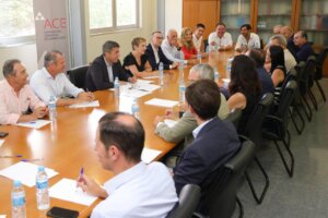 Mazón destaca en Alaquàs que 589 empresas ya han recibido 27,8 millones del Plan Ara Empreses tras las riadas