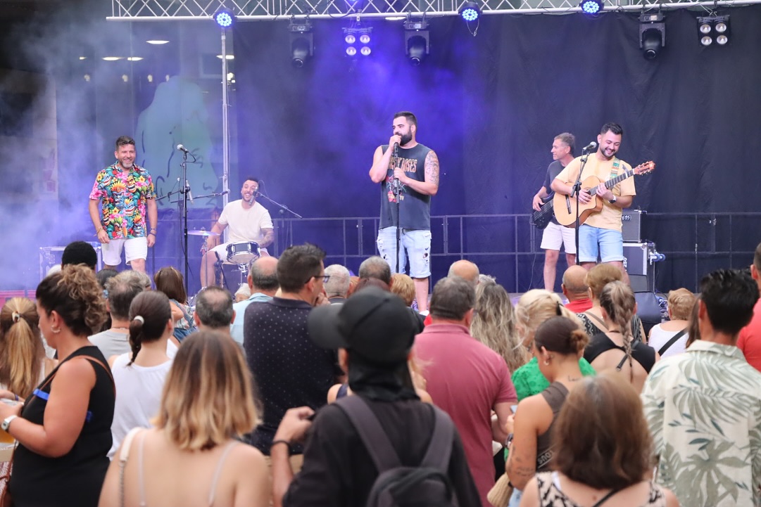 musica-en-directo-previa-fiestas-patronales-torrent-2025