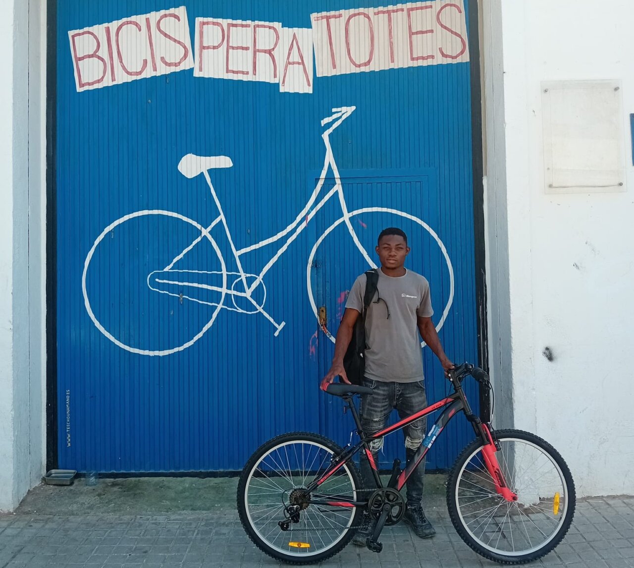 Soterranya dona más de 2.100 bicicletas a personas afectadas por la DANA desde su taller social en el Xenillet