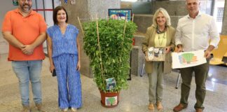 Entrega de alfàbegues en un acto solidario en Bétera