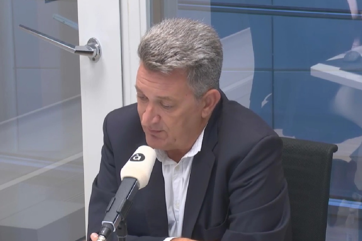 conseller Martínez Mus en APunt Ràdio