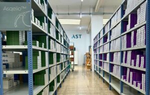 AST VisionCare inaugura su nuevo centro logístico en Valencia tras recuperarse de los daños por la DANA