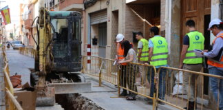 el Ayuntamiento de Catarroja ha finalizado las primeras obras urgentes en la red de alcantarillado después de la DANA