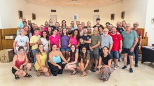 Representantes de las peñas de Paterna en la entrega del material de la campaña de Igualdad para las Fiestas Mayores