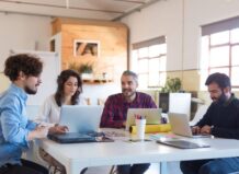 Con el fin de apoyar el talento y la inversión, Ayuntamiento y UV crean una catedra de fomento del emprendimiento València crea en colaboración con la Universitat de València la Cátedra de Emprendimiento para retener talento y atraer inversión