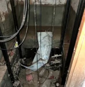 ascensor dañado dana