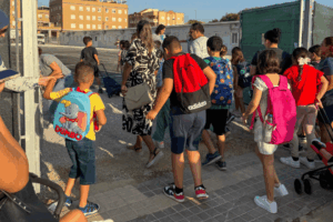 El CEIP Orba de Alfafar inicia el curso escolar en aulas modulares tras la DANA