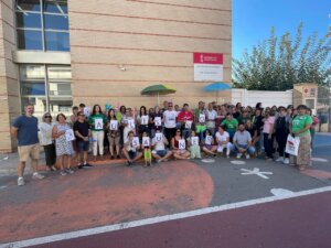 Alumnado, profesorado y familias del IES Rafelbunyol protestan por las altas temperaturas y la falta de personal