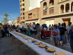 Participantes en el concurso de tortillas en Rafelbunyol