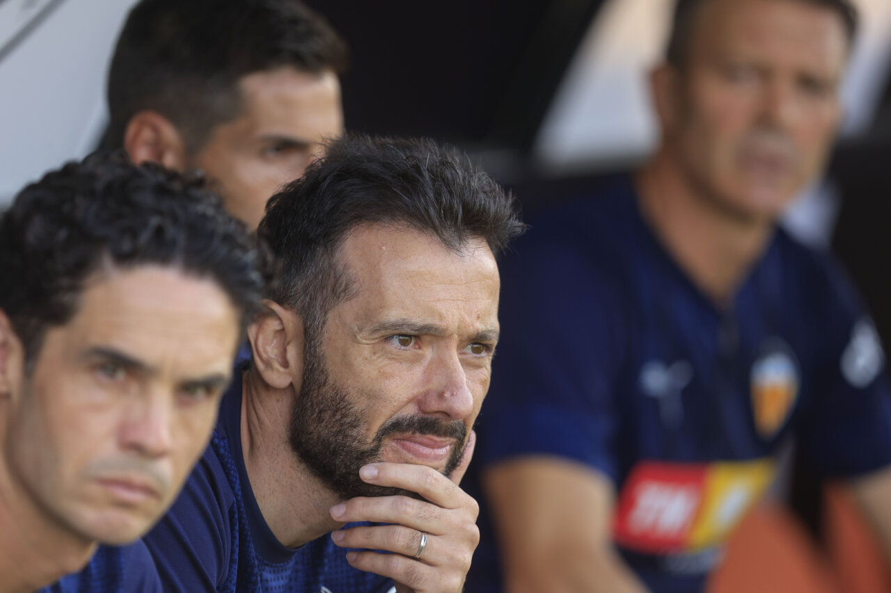 entrenador-valencia-cf-carlos-carberan