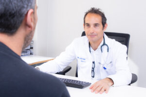 doctor Ignacio Sánchez Lázaro, responsable de la Unidad de Cardiología del Hospital Vithas Valencia 9 de Octubre