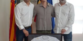 l piloto paternero Héctor Garzó recibirá la Insignia de Oro de la Villa por su trayectoria deportiva