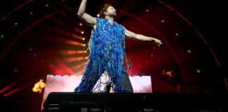 Manuel Carrasco hace rugir al Roig Arena con su 'Tour Salvaje' (Foto: @adriancastellofotografo)