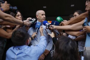 el presidente de la CHJ, Miguel Polo