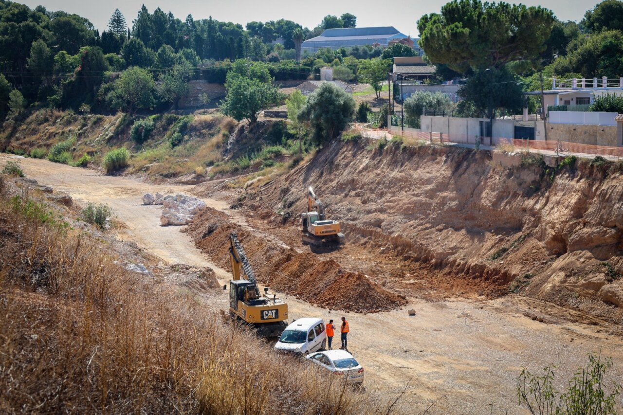 obras-de-recuperacion-del-talud-del-barranco-de-lhorteta-torrent