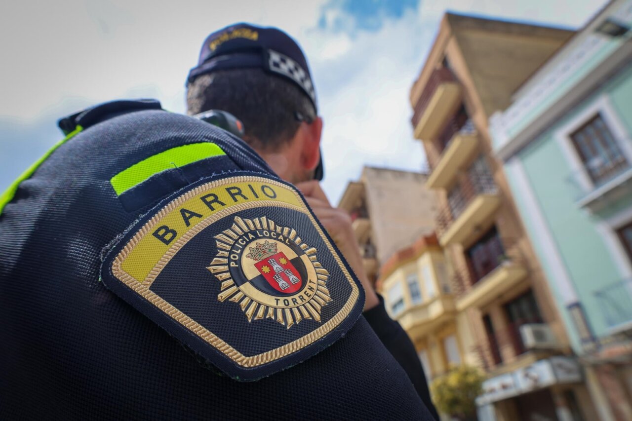policia-local-de-barrio-torrent