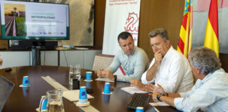 El presidente de la corporación provincial, Vicent Mompó, se reúne con el conseller de Medio Ambiente, Vicente Martínez Mus