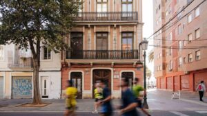 Edificio histórico en el barrio Cabanyal-Canyamelar de Valencia